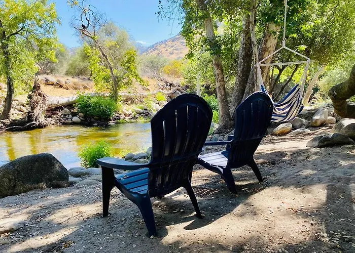 Sequoia Cabin By The River
