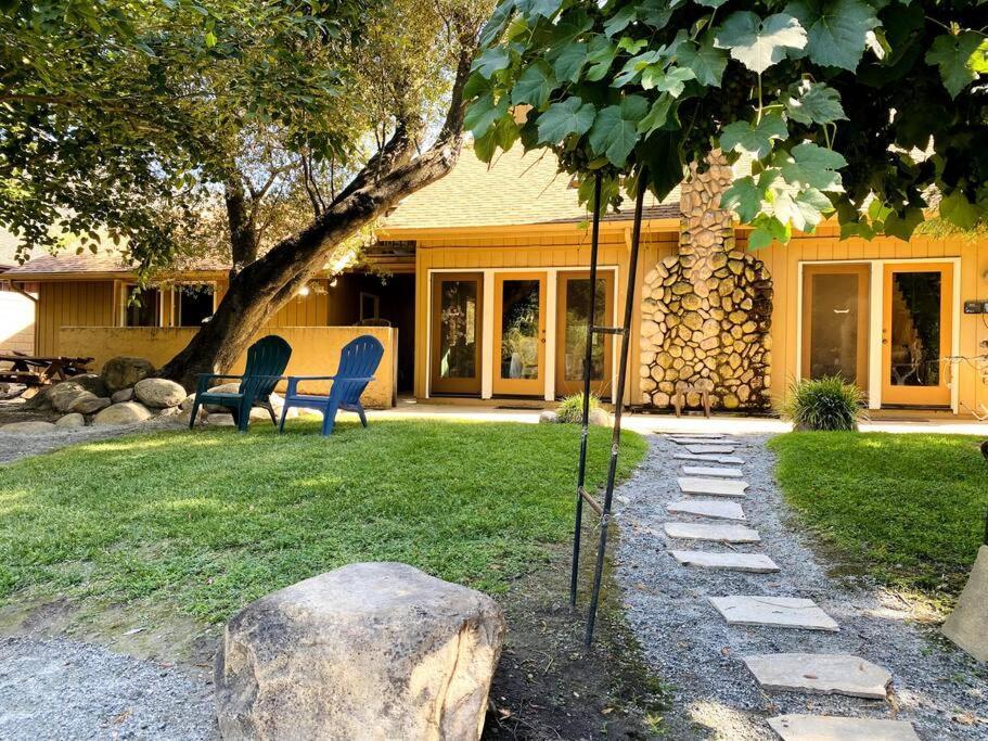 Sequoia By The River Holiday home Three Rivers